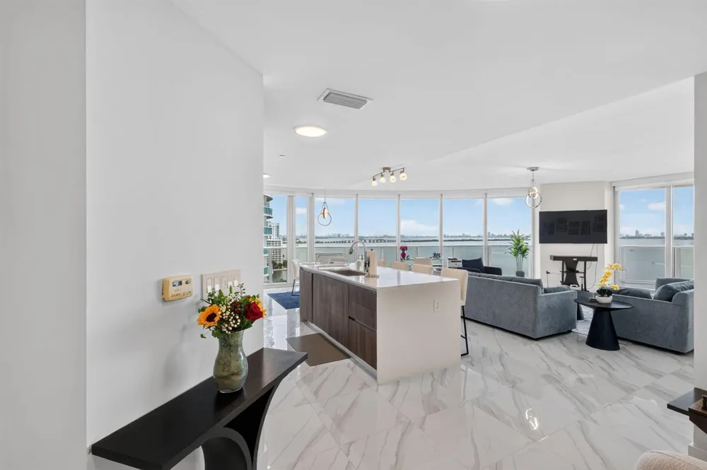 488 NE 18th Street #1515 Miami, FL 33132