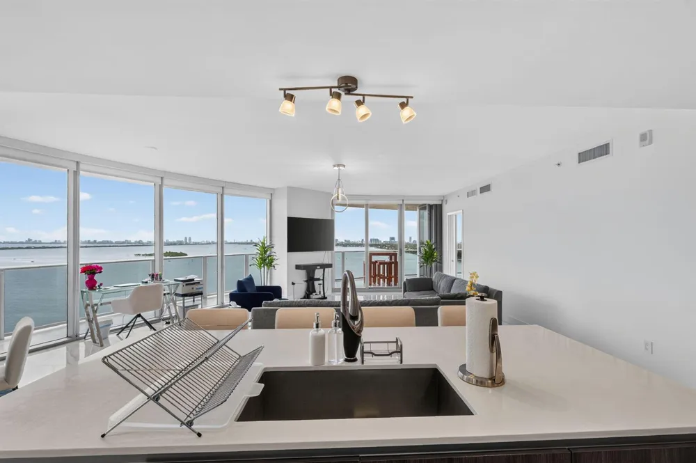 488 NE 18th Street #1515 Miami, FL 33132