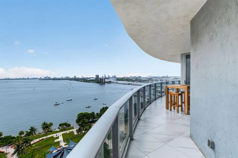 488 NE 18th Street #1515 Miami, FL 33132