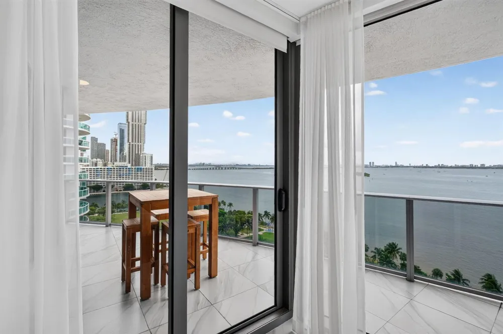 488 NE 18th Street #1515 Miami, FL 33132