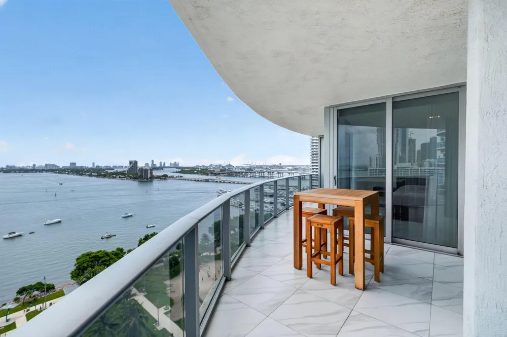 488 NE 18th Street #1515 Miami, FL 33132