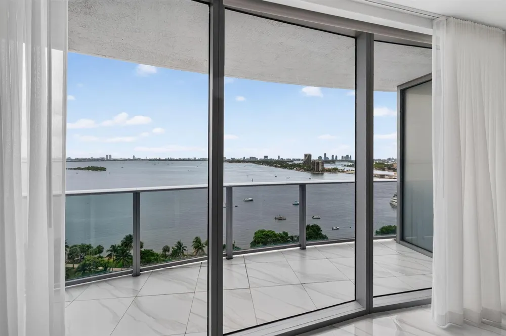 488 NE 18th Street #1515 Miami, FL 33132