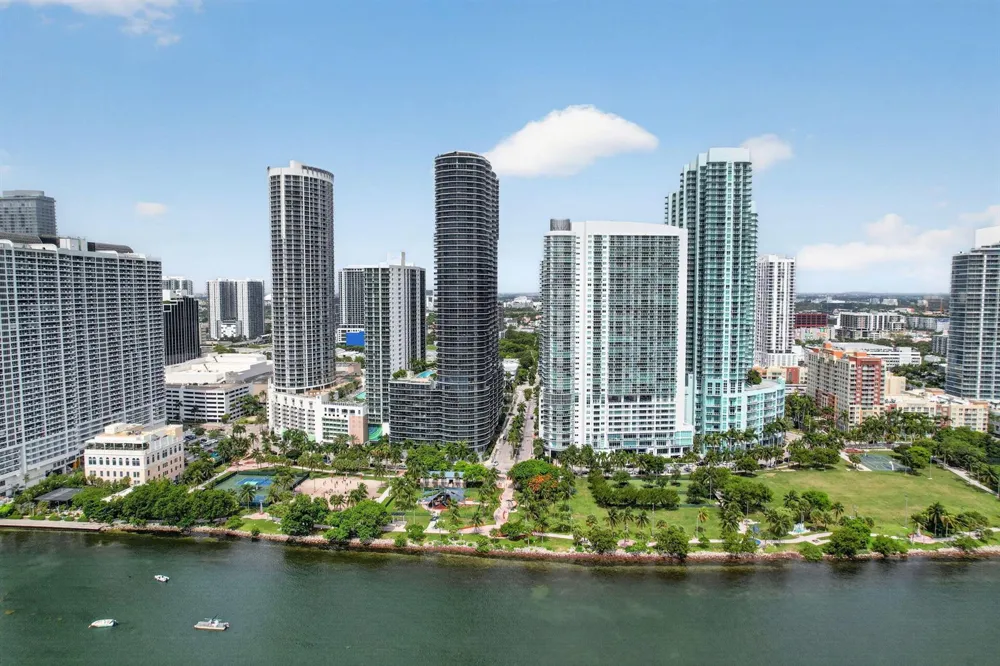 488 NE 18th Street #1515 Miami, FL 33132