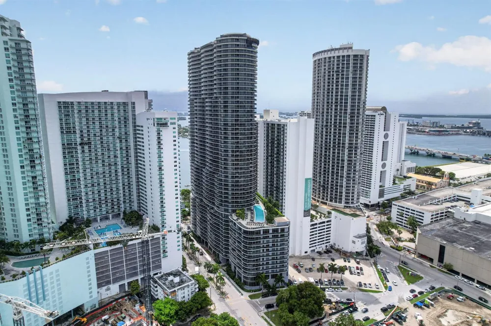488 NE 18th Street #1515 Miami, FL 33132