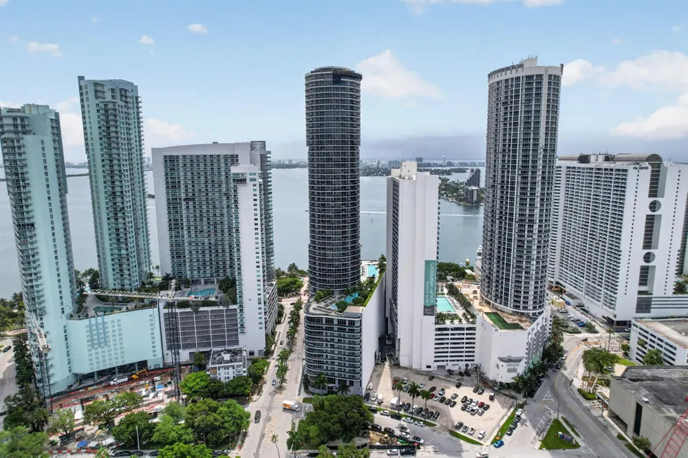 488 NE 18th Street #1515 Miami, FL 33132