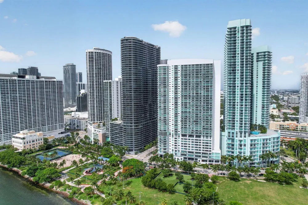 488 NE 18th Street #1515 Miami, FL 33132
