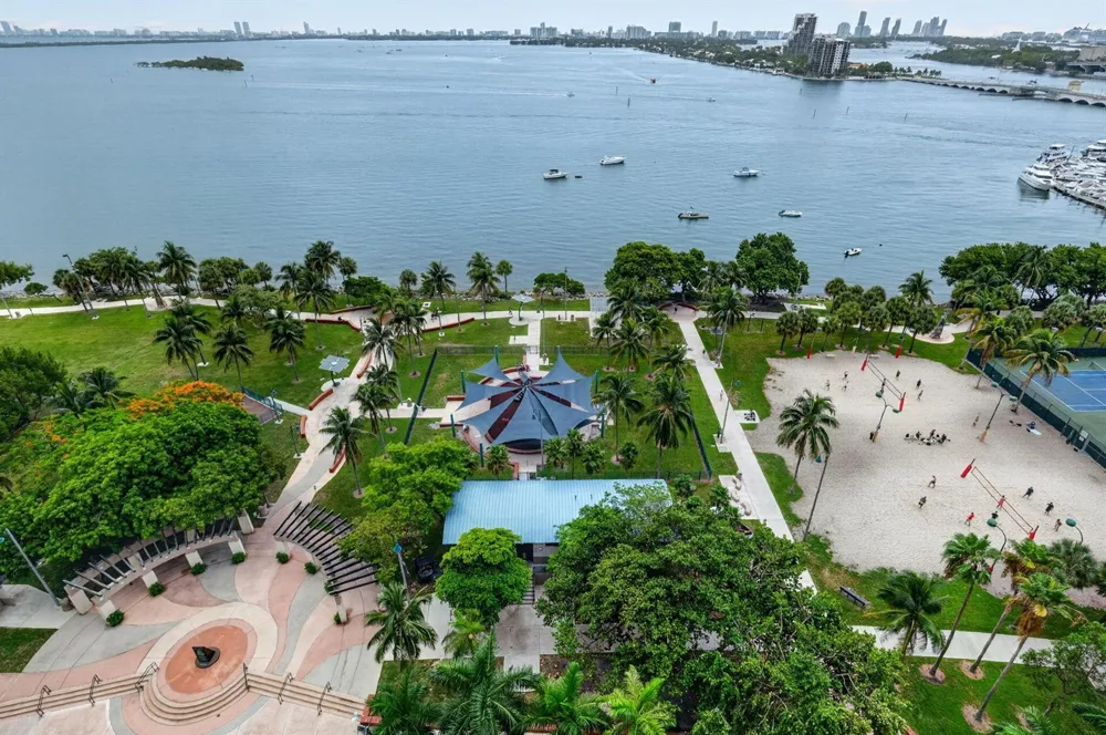 488 NE 18th Street #1515 Miami, FL 33132