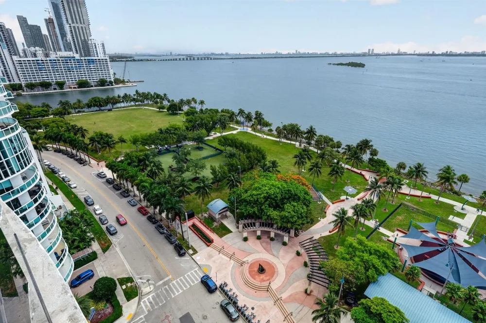 488 NE 18th Street #1515 Miami, FL 33132