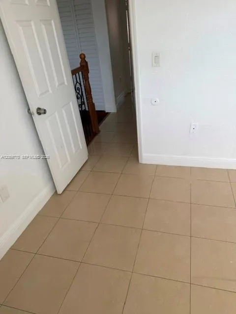 1362 nw 24 avenue #1362 Miami, FL 33125