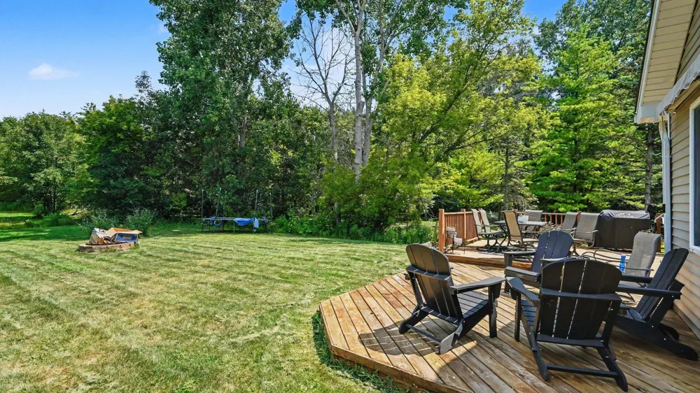 809 Brower Road Fowlerville, MI 48836
