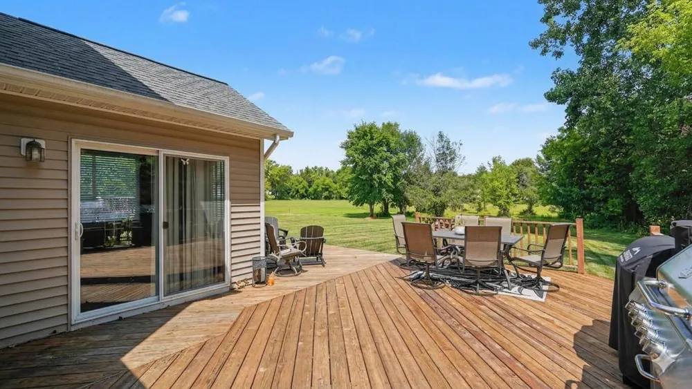 809 Brower Road Fowlerville, MI 48836