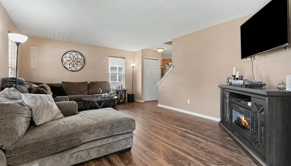 809 Brower Road Fowlerville, MI 48836