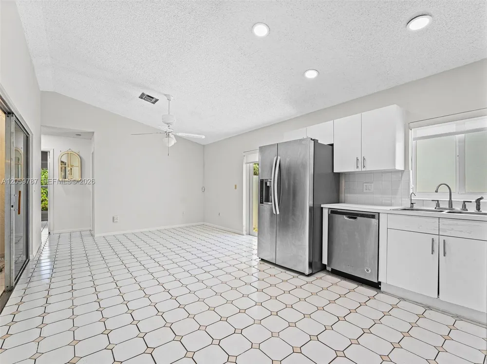 15491 SW 153rd St Miami, FL 33187