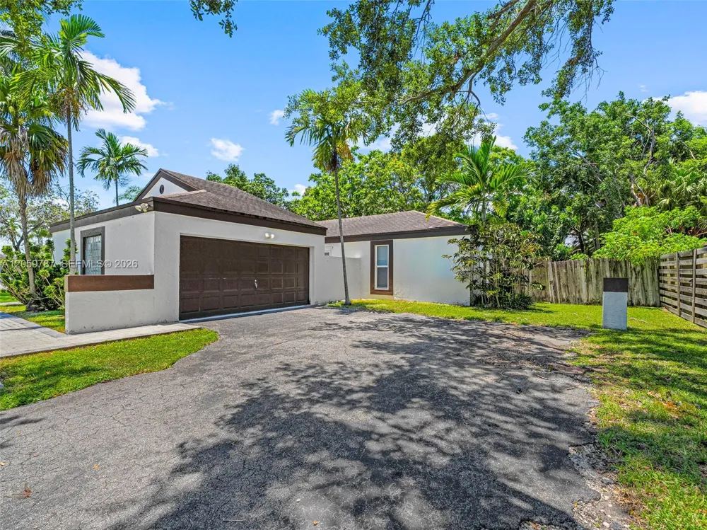 15491 SW 153rd St Miami, FL 33187