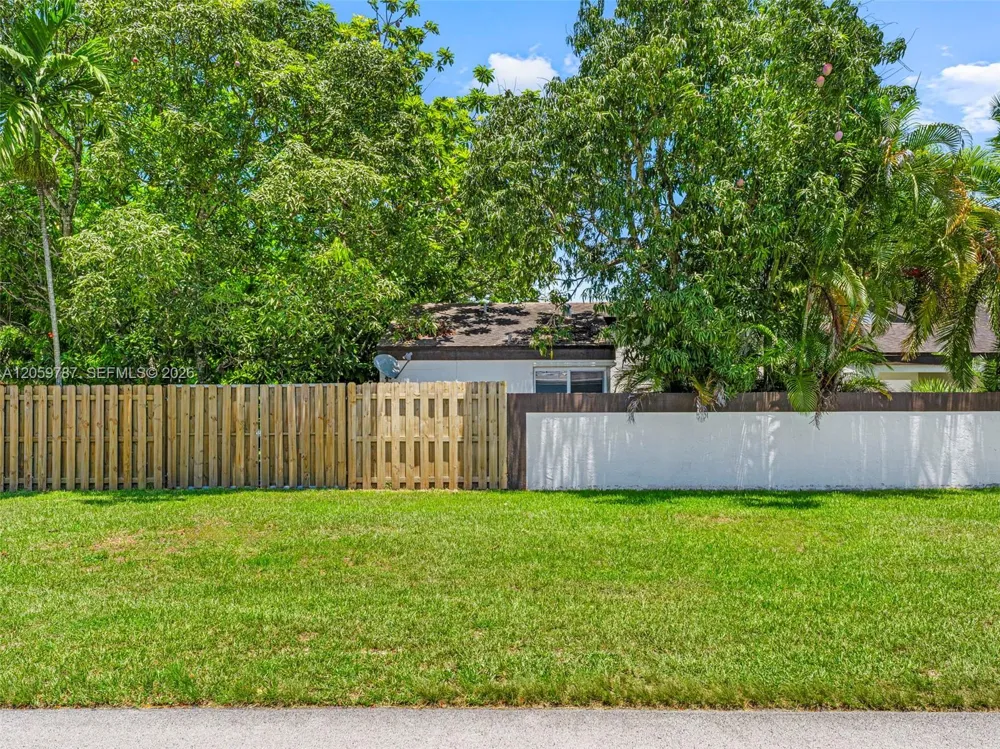 15491 SW 153rd St Miami, FL 33187