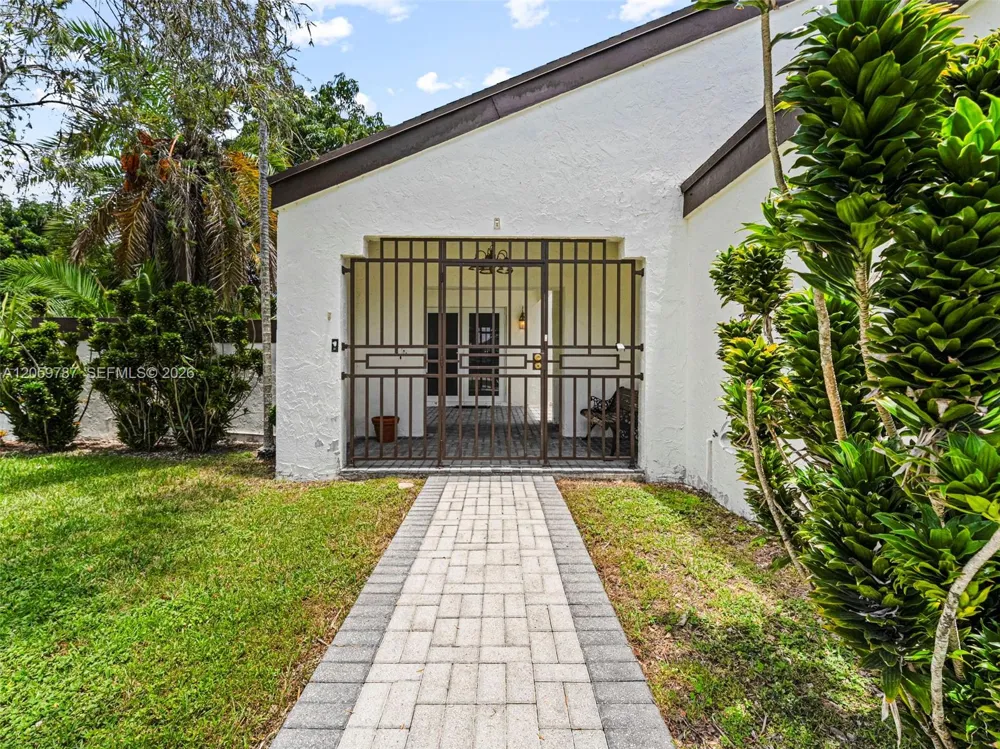 15491 SW 153rd St Miami, FL 33187