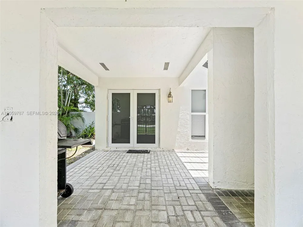 15491 SW 153rd St Miami, FL 33187