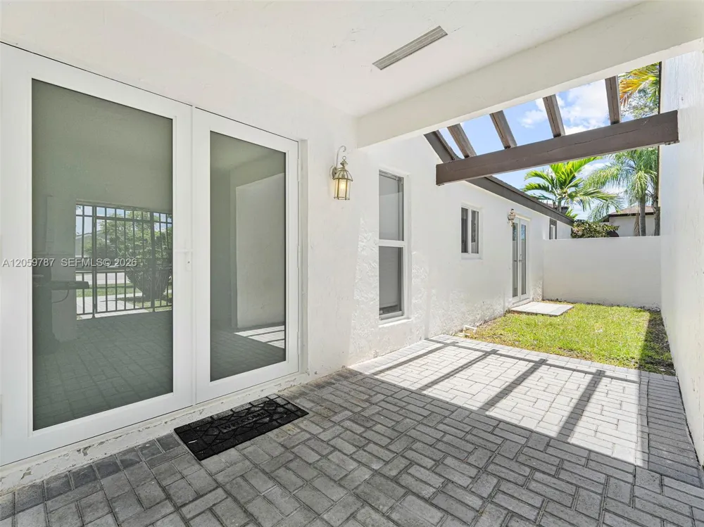 15491 SW 153rd St Miami, FL 33187