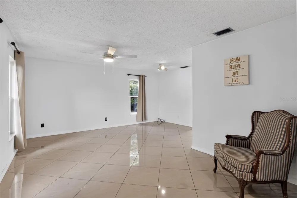 13635 BERKSHIRE COURT Grand Island, FL 32735