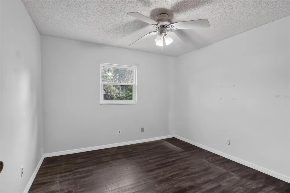 13635 BERKSHIRE COURT Grand Island, FL 32735