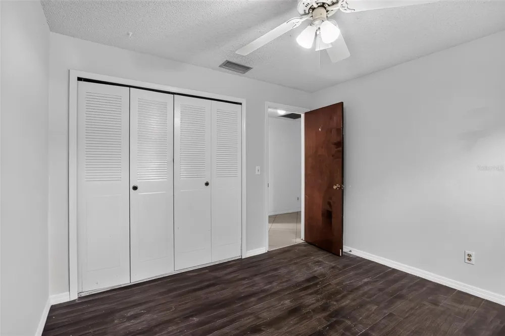 13635 BERKSHIRE COURT Grand Island, FL 32735