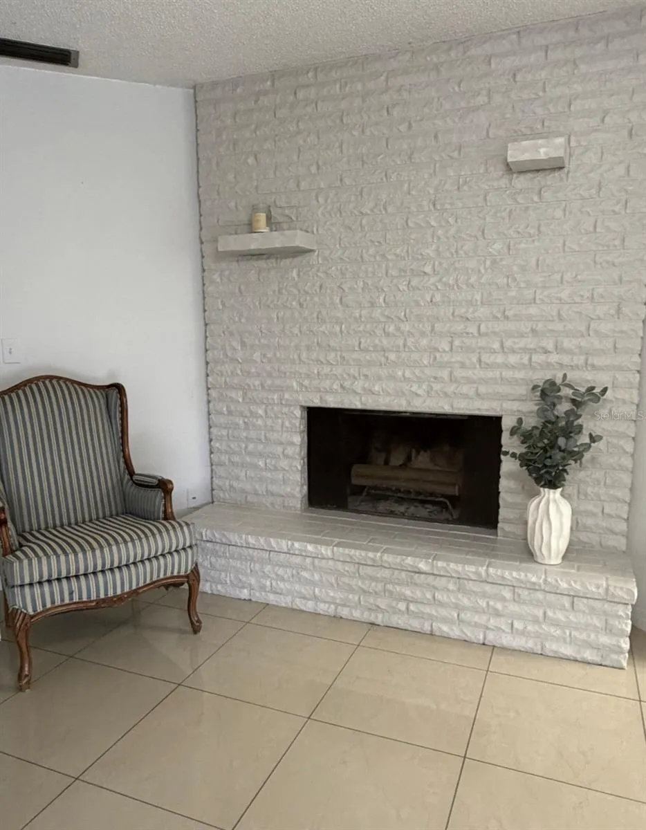 13635 BERKSHIRE COURT Grand Island, FL 32735