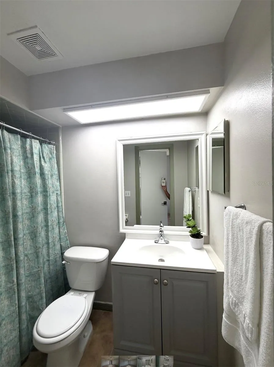 13635 BERKSHIRE COURT Grand Island, FL 32735