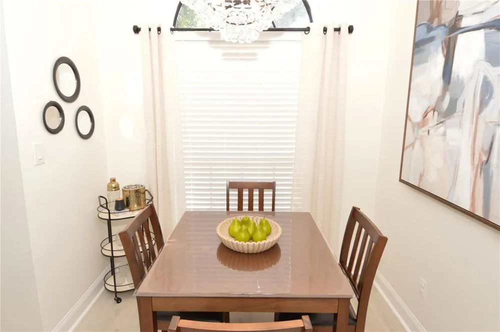8714 MALLARD RESERVE DRIVE #201 Tampa, FL 33614