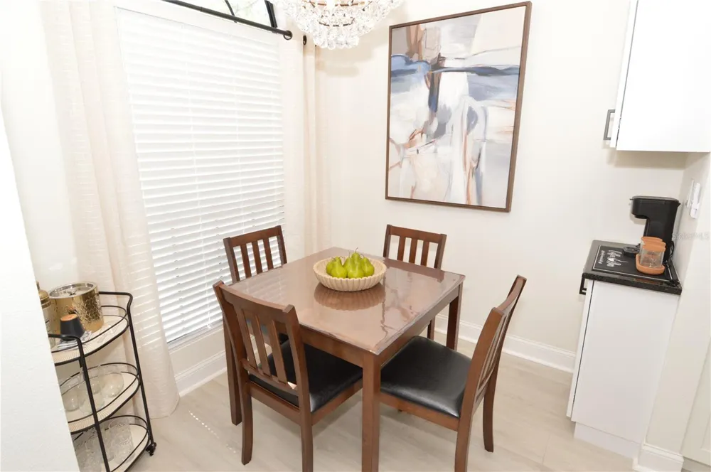 8714 MALLARD RESERVE DRIVE #201 Tampa, FL 33614