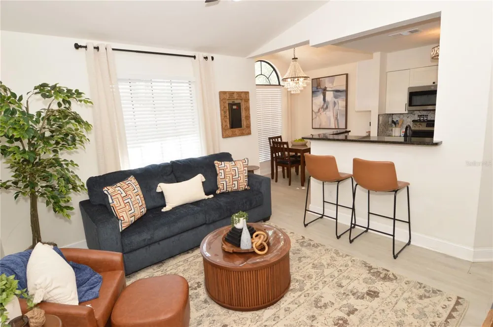 8714 MALLARD RESERVE DRIVE #201 Tampa, FL 33614