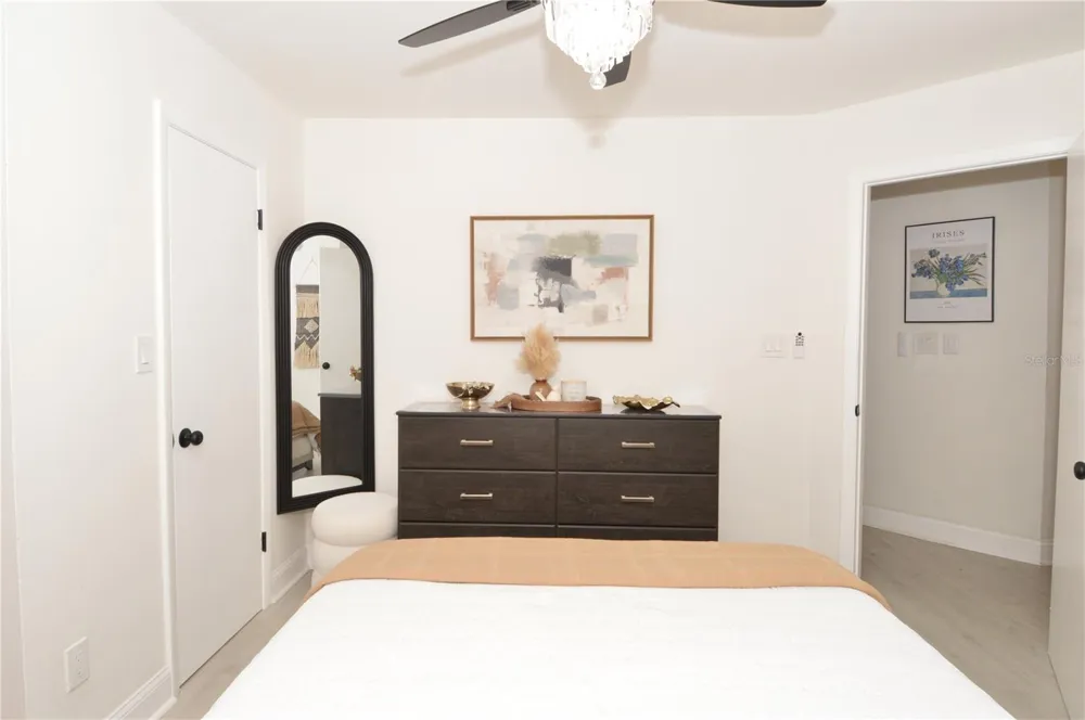 8714 MALLARD RESERVE DRIVE #201 Tampa, FL 33614