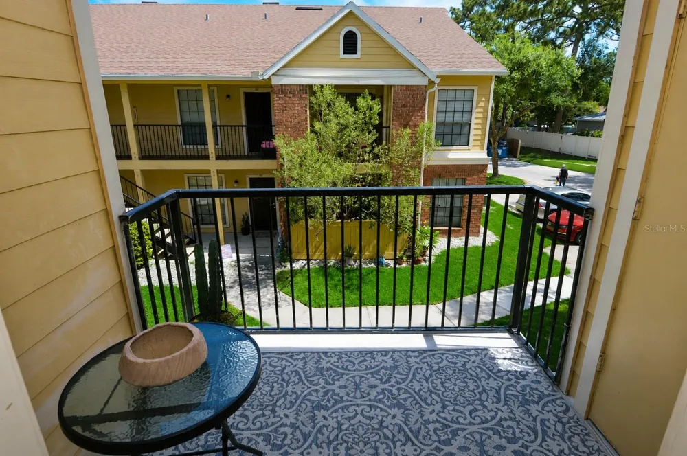 8714 MALLARD RESERVE DRIVE #201 Tampa, FL 33614