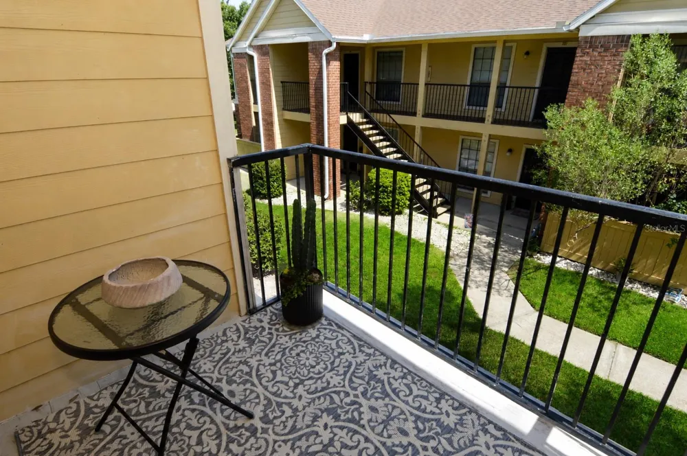 8714 MALLARD RESERVE DRIVE #201 Tampa, FL 33614