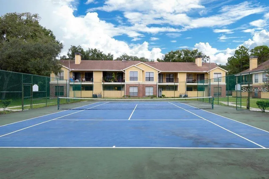 8714 MALLARD RESERVE DRIVE #201 Tampa, FL 33614