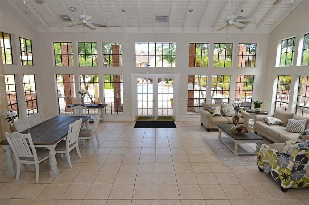 8714 MALLARD RESERVE DRIVE #201 Tampa, FL 33614