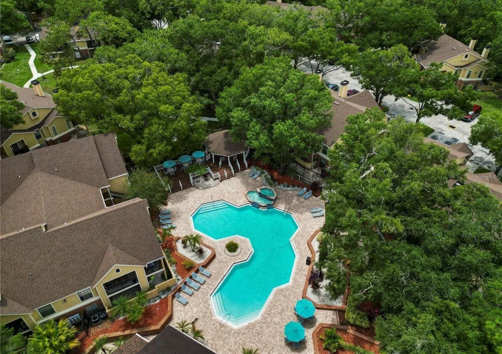 8714 MALLARD RESERVE DRIVE #201 Tampa, FL 33614