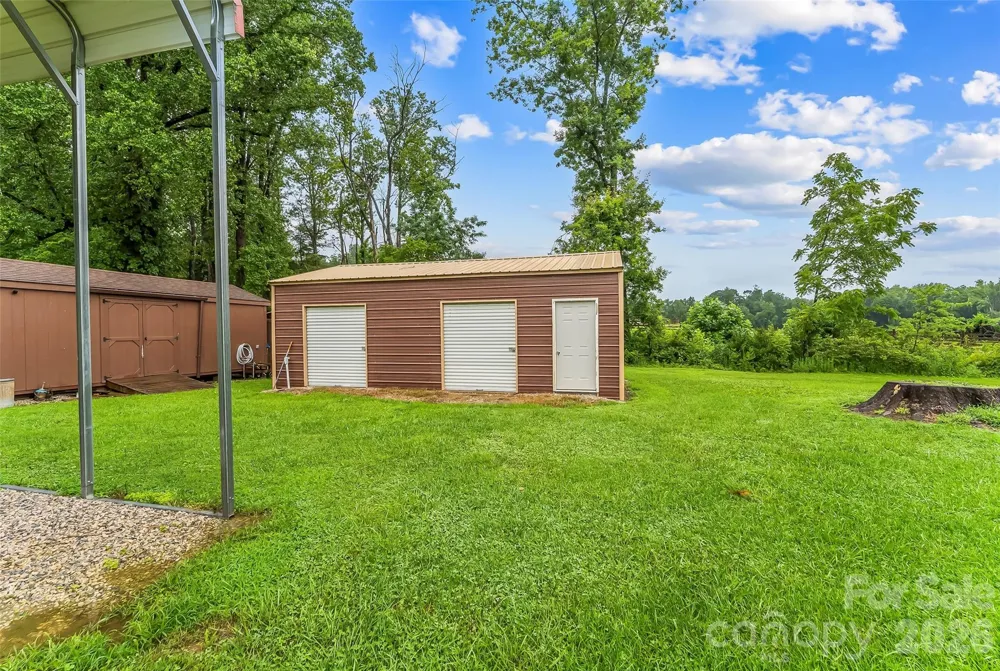 8647 US 221 Highway Marion, NC 28752
