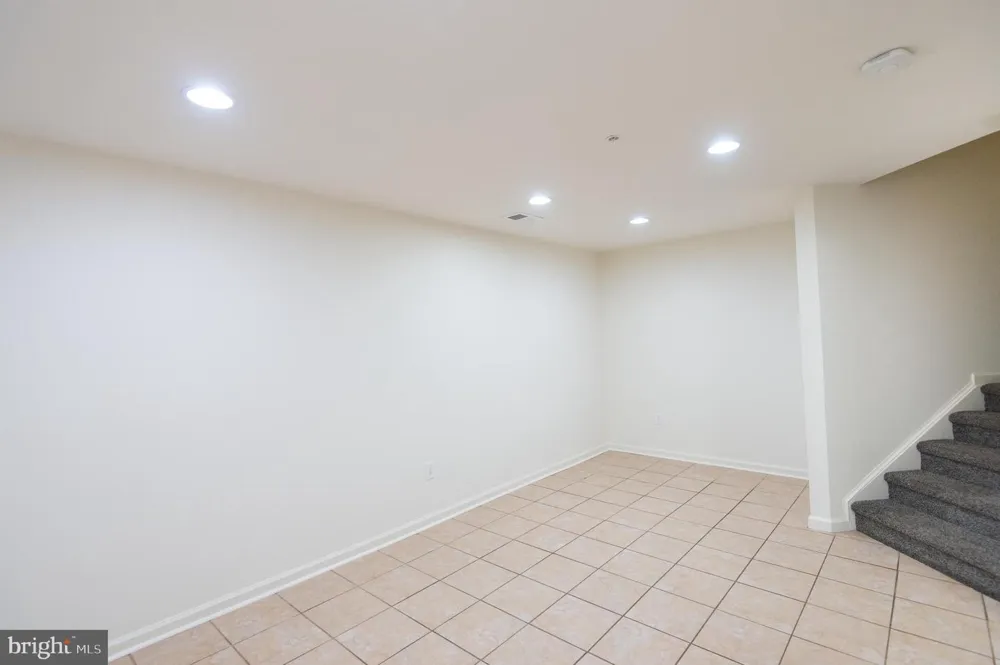 300 DIXON STREET #505 Easton, MD 21601