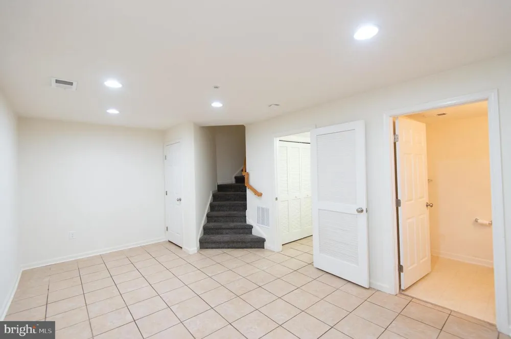 300 DIXON STREET #505 Easton, MD 21601