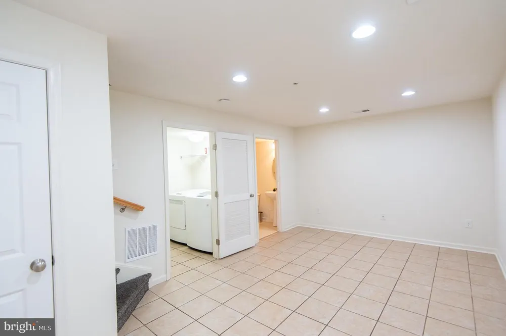 300 DIXON STREET #505 Easton, MD 21601