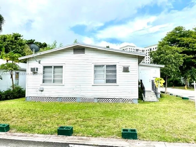200 Florida Ave #200 Coral Gables, FL 33133