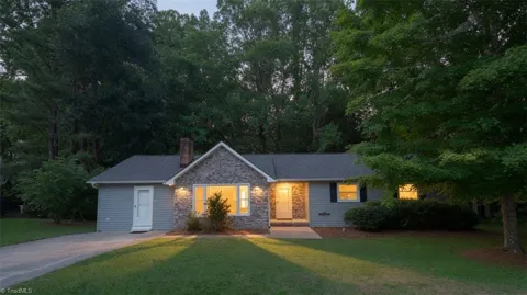222 Pleasantview Drive