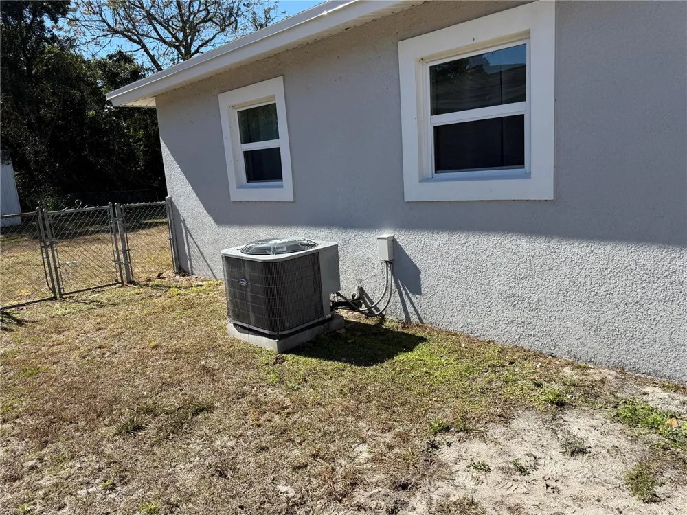 204 6TH JPV STREET Winter Haven, FL 33880