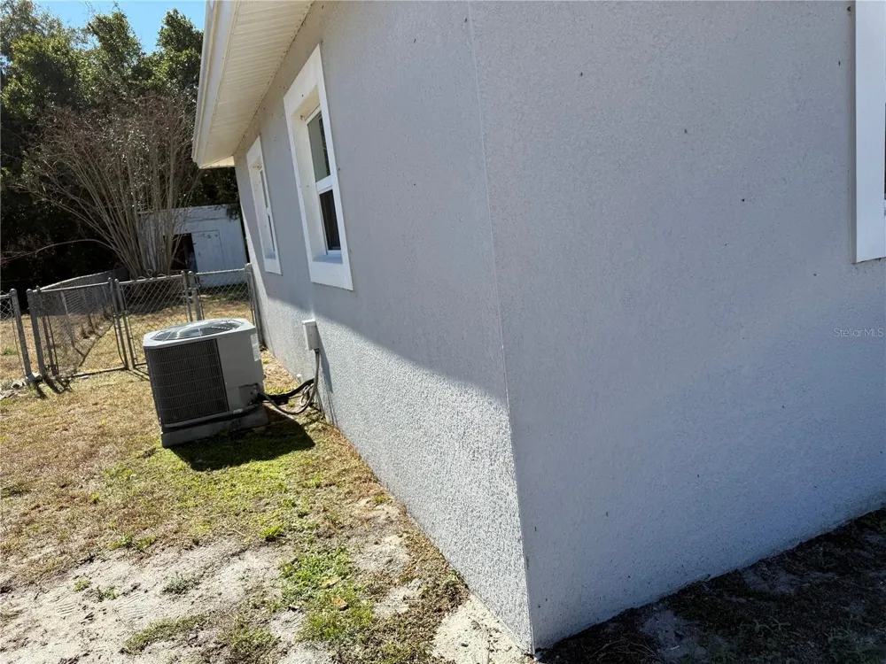 204 6TH JPV STREET Winter Haven, FL 33880