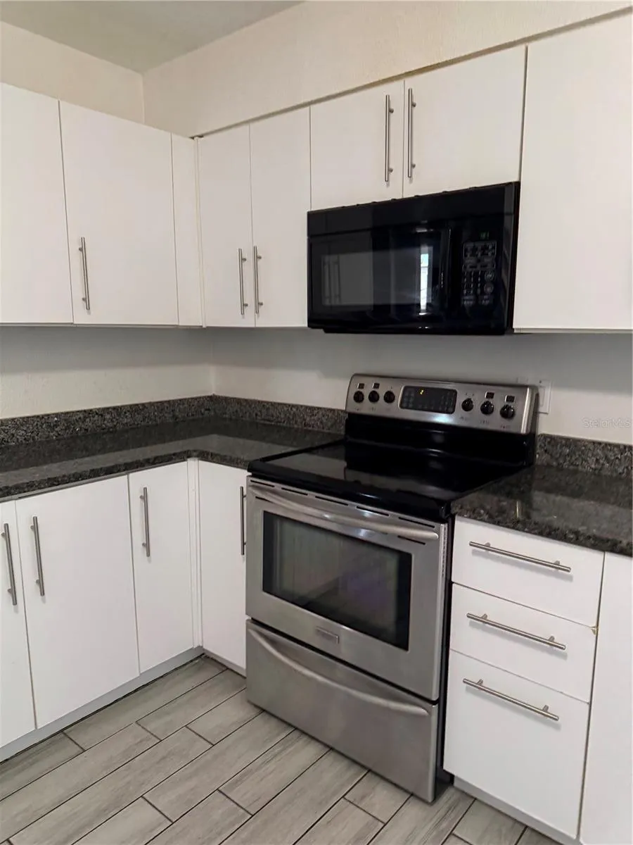 204 6TH JPV STREET Winter Haven, FL 33880
