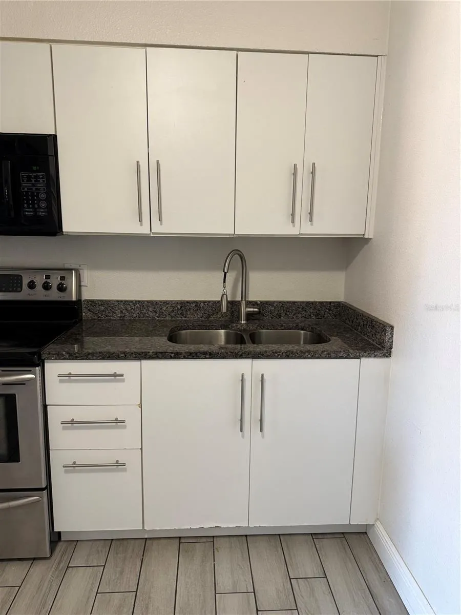 204 6TH JPV STREET Winter Haven, FL 33880