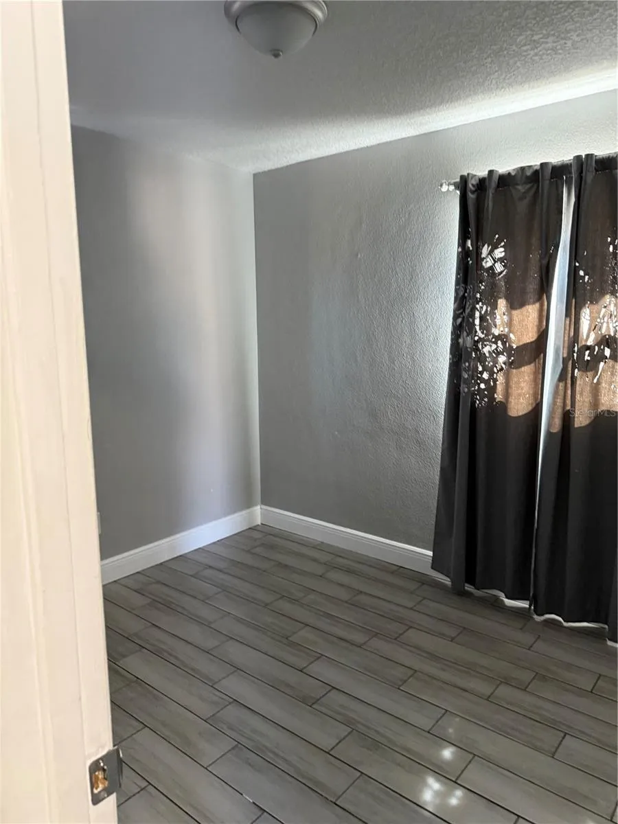 204 6TH JPV STREET Winter Haven, FL 33880