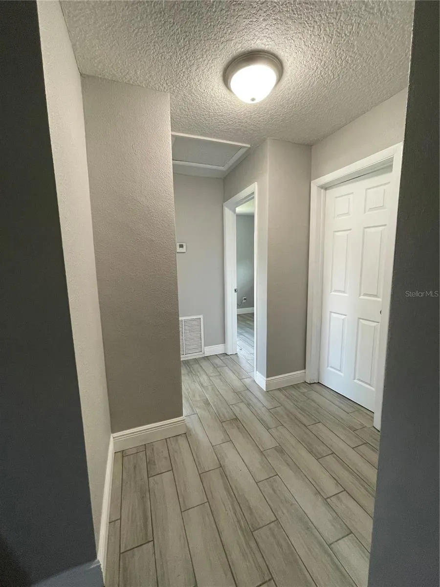 204 6TH JPV STREET Winter Haven, FL 33880