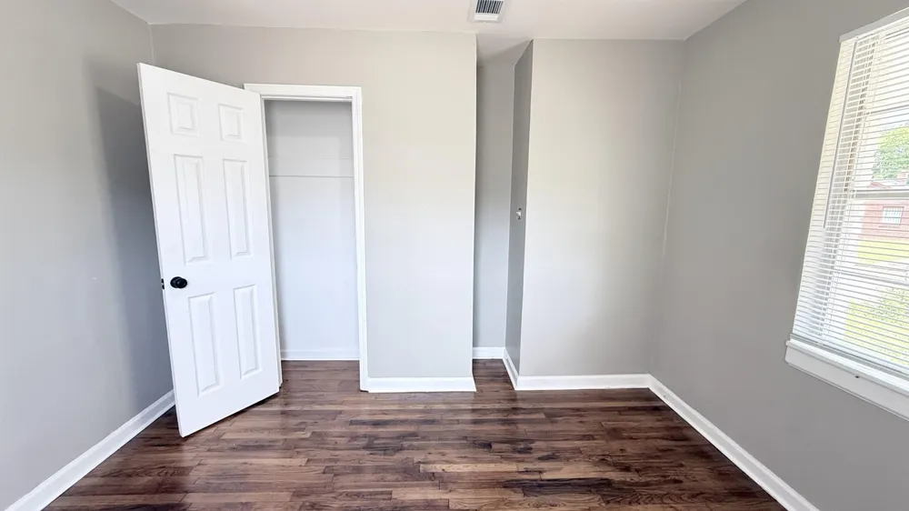 2351 E CABLE ST Memphis, TN 38114