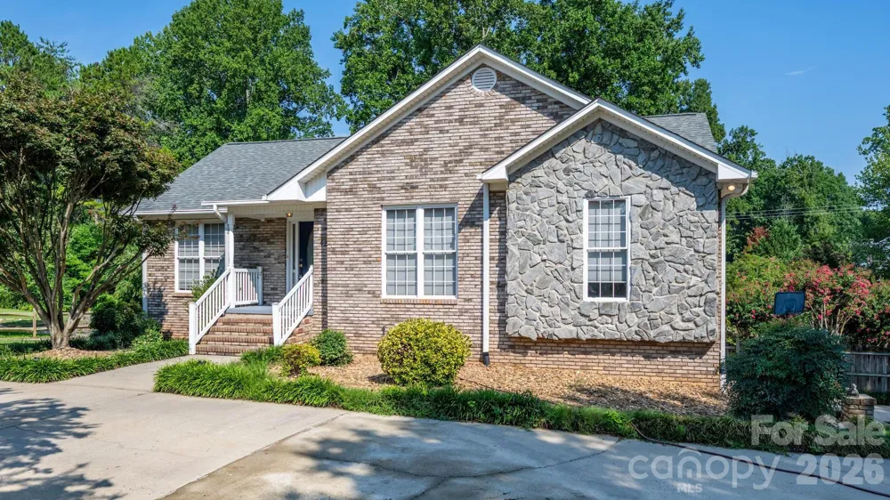 4288 Harbor Lane Sherrills Ford, NC 28673